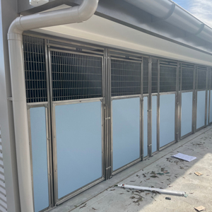 Fibra de vidrio/Galvanizado/Acero inoxidable Perrera para perros Run <span class=keywords><strong>Chenil</strong></span> Pour Chiens Hundezwinger Perrera grande para perros - Product Image 1