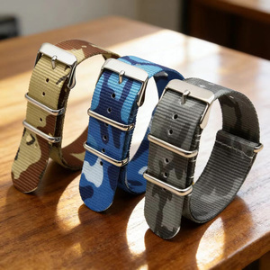 <span class=keywords><strong>Correa</strong></span> de Reloj de Nailon Estampada de Camuflaje de 18 mm, 20 mm, 22 mm con Hebilla de <span class=keywords><strong>Acero</strong></span> Metálico, Fabricante YUNSE de Shenzhen, OEM/ODM - Product Image 1