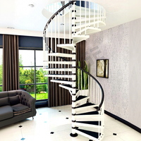 Escalier en arc moderne et contemporain avec garde-corps en acier inoxydable et verre, durable, écologique et sûr pour villas à 2 étages, installation DIY
