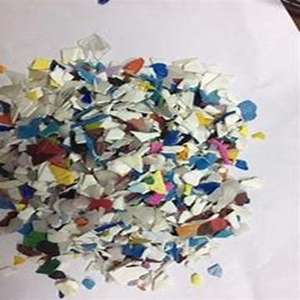 Hojuelas de Polietileno de Alta Densidad (HDPE) Recicladas Ecológicas, 99% Puras, Fragmentos Transparentes Azules, para Moldeo por Inyección Industrial - Product Image 1