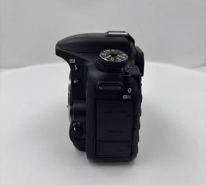 Cámara de Segunda Mano Original de Alto Rendimiento D7500, 21MP, APS-C CMOS, Resolución <span class=keywords><strong>4K</strong></span>, Solo Cuerpo - Product Image 4
