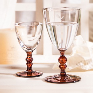 Copas <span class=keywords><strong>de</strong></span> Cóctel Retro <span class=keywords><strong>de</strong></span> Estilo Europeo Vintage, Copas <span class=keywords><strong>de</strong></span> Licor Blancas, Copas <span class=keywords><strong>de</strong></span> Vino - Product Image 4