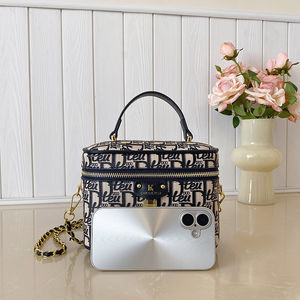 Sac fourre-tout décontracté rétro géométrique pour femme, nouvelle collection automne 2025, en cuir PU durable, avec bandoulière amovible, sac à main portable - Product Image 5