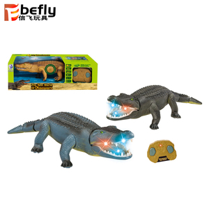 Jouet animal radiocommandé en plastique crocodile avec lumière et son - Product Image 2