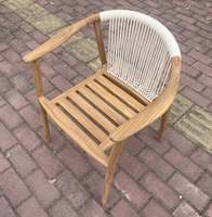Ensemble de salon de jardin 3 pièces en teck résistant aux UV avec table et chaises en corde tressée pour balcon