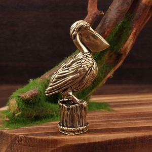Figura de Tucán de Latón, Estilo Tradicional, Decoración para el Hogar, Adorno para Sala de Estar, Paquete Individual - Product Image 1