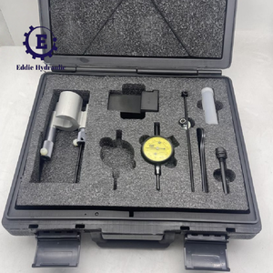 El kit de herramientas de sincronización y ajuste de combustible 9U-5132 para el motor 3508B incluye un indicador de dial. El kit de herramientas de sincronización y ajuste de combustible. - Product Image 2