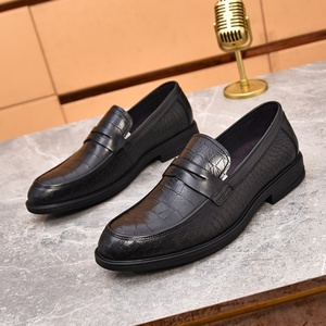 Mocasines de Hombre para Primavera y Otoño, Transpirables, de Cuero Repujado, Casuales de Negocios, con Suela Ligera y Suave, Zapatos de Moda para Papá - Product Image 4