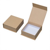 Boîte rigide haut de gamme de luxe, design personnalisable en couleur, boîte cadeau en carton avec fermeture magnétique et gaufrage pour vêtements