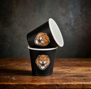 Gobelet en papier biodégradable de 2,5 oz pour café chaud et froid, imprimé sur mesure, de qualité alimentaire, pour Noël - Product Image 3