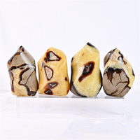Cristal de Septarian Flame naturel de forme libre, sculpture de pierre de dragon Septarian Flame polie pour la décoration intérieure, guérison des chakras Reiki