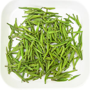 شاي أخضر صيني عالي الجودة على شكل إبرة من Clqq، معبأ في أكياس فاخرة، غني بالكافيين، شاي السعادة الأخضر لتجارة التجزئة في السوبر ماركت - Product Image 4