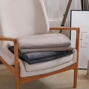 Wholesale Luxury <strong>Super</strong> <strong>Soft</strong> Fleece Double Layer Blanket Warm Grey Khaki Custom Logo Solid Pattern <strong>Throw</strong> for Couch Bedroom - Product Image 3