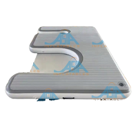 Plateforme flottante gonflable en U robuste pour kayak, jet ski et marina en bord de mer