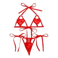 Nouvelle Lingerie Sexy Populaire Européenne et Américaine pour le Commerce Extérieur, Ensemble Trois Pièces en Polyester avec Découpes en Forme de Cœur et Révélation de la Poitrine