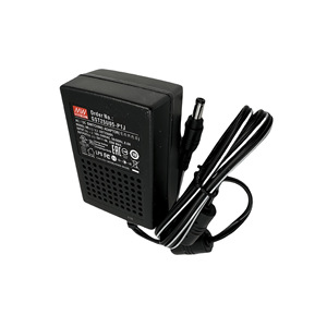 Adaptador de Corriente Mean Well Gst25u07 P1j AC/DC, 5V 4A 20W Máx., Fuente de Alimentación Industrial Enchufable - Product Image 1
