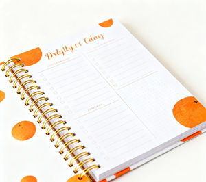 Cuaderno <span class=keywords><strong>de</strong></span> Diario Personalizado para Mujer, Planificador Diario <span class=keywords><strong>de</strong></span> Autocuidado con Protectores <span class=keywords><strong>de</strong></span> Libros - Product Image 5