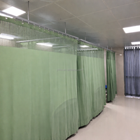 Paravent médical pour lit d'hôpital