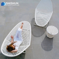 Chaise longue d'extérieur élégante et simple en rotin PE, résistante aux intempéries, pour cour et villa