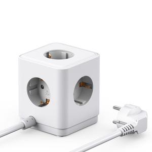 Enchufe de escritorio con diseño de cubo de <span class=keywords><strong>Rubik</strong></span> de la UE con carga USB-C, <span class=keywords><strong>precio</strong></span> mayorista personalizado de fábrica - Product Image 3