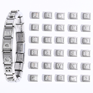 Bracciale Charm Italiano Personalizzato con Lettere Lucide in Acciaio Inossidabile Dorato e Zirconi - Product Image 2