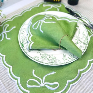 Serviettes en lin à motifs personnalisés avec double bordure brodée, en tissu de lin, pour mariage, Noël, Saint-Valentin, cadeau économique - Product Image 5