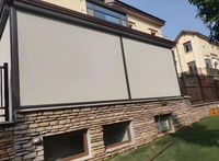 Venta de fábrica, persiana enrollable moderna de aleación de aluminio a prueba de viento, toldo de lluvia para uso en Hotel, persianas para puertas de Patio
