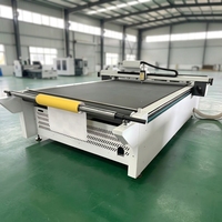 TC Digitale Flachbett-Wabenkarton-Wellpappe-Karton-Schneidemaschine CNC-Schneideplotter