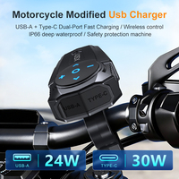 Cargador Rápido para Motocicleta XS01 Deportivo, Impermeable IP66, de Plástico ABS, con USB + Tipo C, Doble Puerto, Controlador Inalámbrico, Alcance de Música de 500M