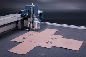 Machine de découpe automatique de tubes RUIZHOU CNC 2516 pour matériau EVA, dotée de composants essentiels de roulement et d'engrenage, 220V - Product Image 3