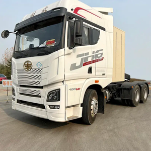Tractor Diésel FAW Jiefang J7 con >450hp para Transporte Minero en Climas Extremos, Operaciones en Desiertos, Arabia Saudita - Product Image 1