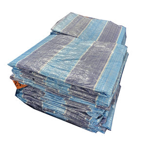 Bâche en plastique de bâche de pp dans la feuille avec le poids personnalisable blanc bleu de couleur pour approprié à la couverture de jardins - Product Image 2