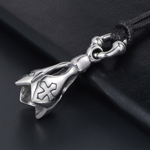 Collier avec pendentif croix rétro pour hommes, en acier titane, pendentif unique, cordon en cuir de 60cm, SP537 - Product Image 4