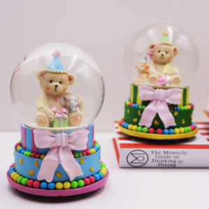 Nhự<span class=keywords><strong>a</strong></span> 2023 tùy chỉnh âm nhạc nước toàn cầu nhự<span class=keywords><strong>a</strong></span> Quả cầu tuyết thủy tinh để trang trí nhà như một món quà sinh nhật - Product Image 1