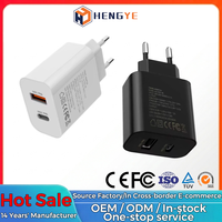 Chargement super rapide 18w Usb a c double port Type c Usb a PD QC3.0 boîtier de vente au détail chargeur mural avec logo personnalisé