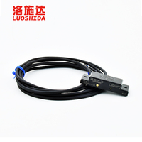 Capteur de proximité capacitif réglable Luoshida 10-40VDC à montage encastré, sortie NPN PNP pour la détection de niveau de liquide