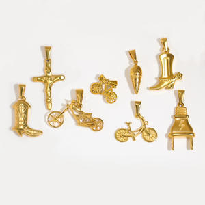 Collection de pendentifs à breloques vintage en acier inoxydable plaqué or PVD 18 carats: ange, croix, avion, <span class=keywords><strong>boussole</strong></span>, étoile de mer, croissant de <span class=keywords><strong>lune</strong></span> \ - Product Image 6
