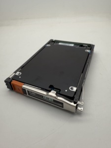 D4-2sfxl2-7680 D4 7.68TB All-Flash SSD 005053160 005053161 compatible con Unity 380 380F 480 480F 680 680F 880 880F D4-2sfxl2-7680 D - Product Image 5