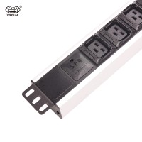 8 voies IEC C19 prises verrouillées barrette d'alimentation unité de distribution de puissance à montage en rack protection contre les surtensions PDU protection contre les surtensions SPD