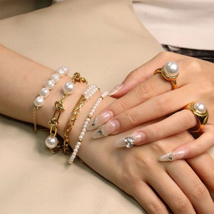 สร้อยข้อมือและกำไลข้อมือแฟชั่นผู้หญิง หรูหรา ทำจากสแตนเลสสตีล 316L ชุบทอง 14k 18k ประดับมุกน้ำจืดธรรมชาติสำหรับผู้หญิง - Product Image 3