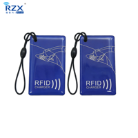 Porte-clés NFC RFID étanche en PVC+Époxy 13,56 MHz avec codage personnalisable pour station de recharge de moto