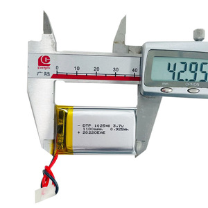 Batterie rechargeable au lithium-ion polymère en pochette 3,7 V certifiée CE UL 102535 102533 102540 pour localisateur GPS, lecteurs MP3/4 et dispositifs médicaux - Product Image 2