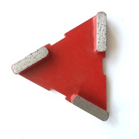 Plaque de meulage diamantée à liaison métallique triangulaire ChinShine pour sols en béton et pierre