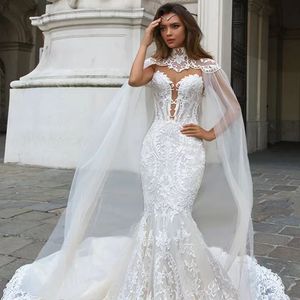 NDB10759 Nouvelle robe de mariée en dentelle à queue de poisson à col rond rêveur, robe de mariée blanche à traîne, deux activités de port - Product Image 2