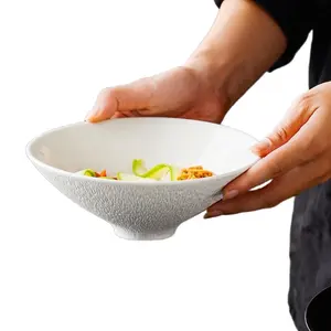 7英寸陶瓷面条碗陶瓷白色压花爆米花拉面碗陶瓷上菜碗套装餐具