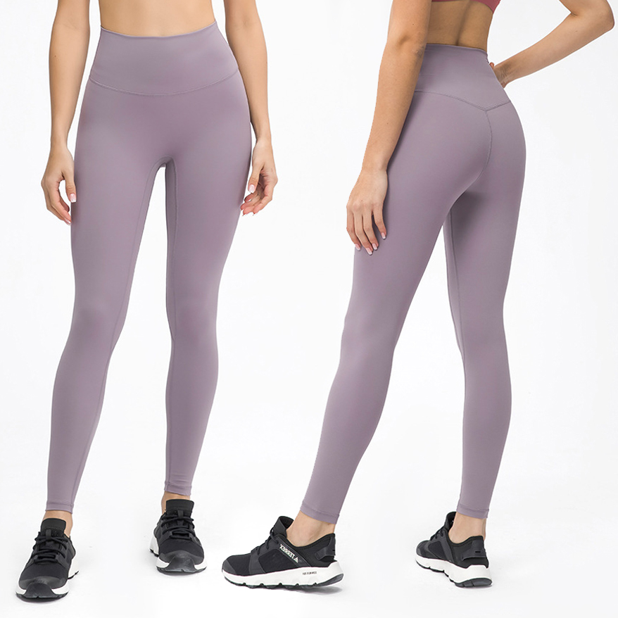 สีชมพูอ่อน