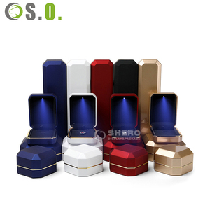 Cajas de lujo personalizadas en dorado, azul y rojo, con iluminación LED, para collares, pulseras, anillos, pendientes y joyas. - Product Image 2
