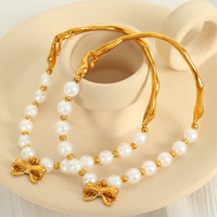 Bracelet à breloques en acier inoxydable plaqué or 18 carats, demi-perles naturelles, demi-métal, avec nœud, style vintage et tendance Bingxin, cadeau pour femme