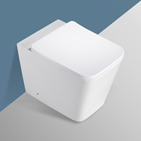 Articles sanitaires de style européen Wc moderne sans rebord et filigrane Cuvette de toilette P-trap Toilette monobloc en céramique pour salle de bain à vendre