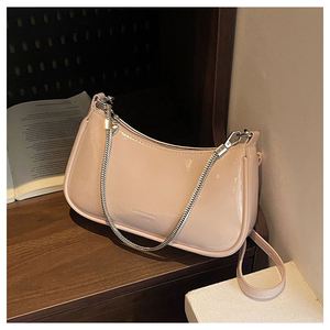 Bolso Bandolera Casual de Alta Gama para Mujer, Diseño Elegante para Llevar al Hombro, Material PU, Forma Cuadrada Pequeña, Se Puede Llevar en la Mano.8040 - Product Image 4